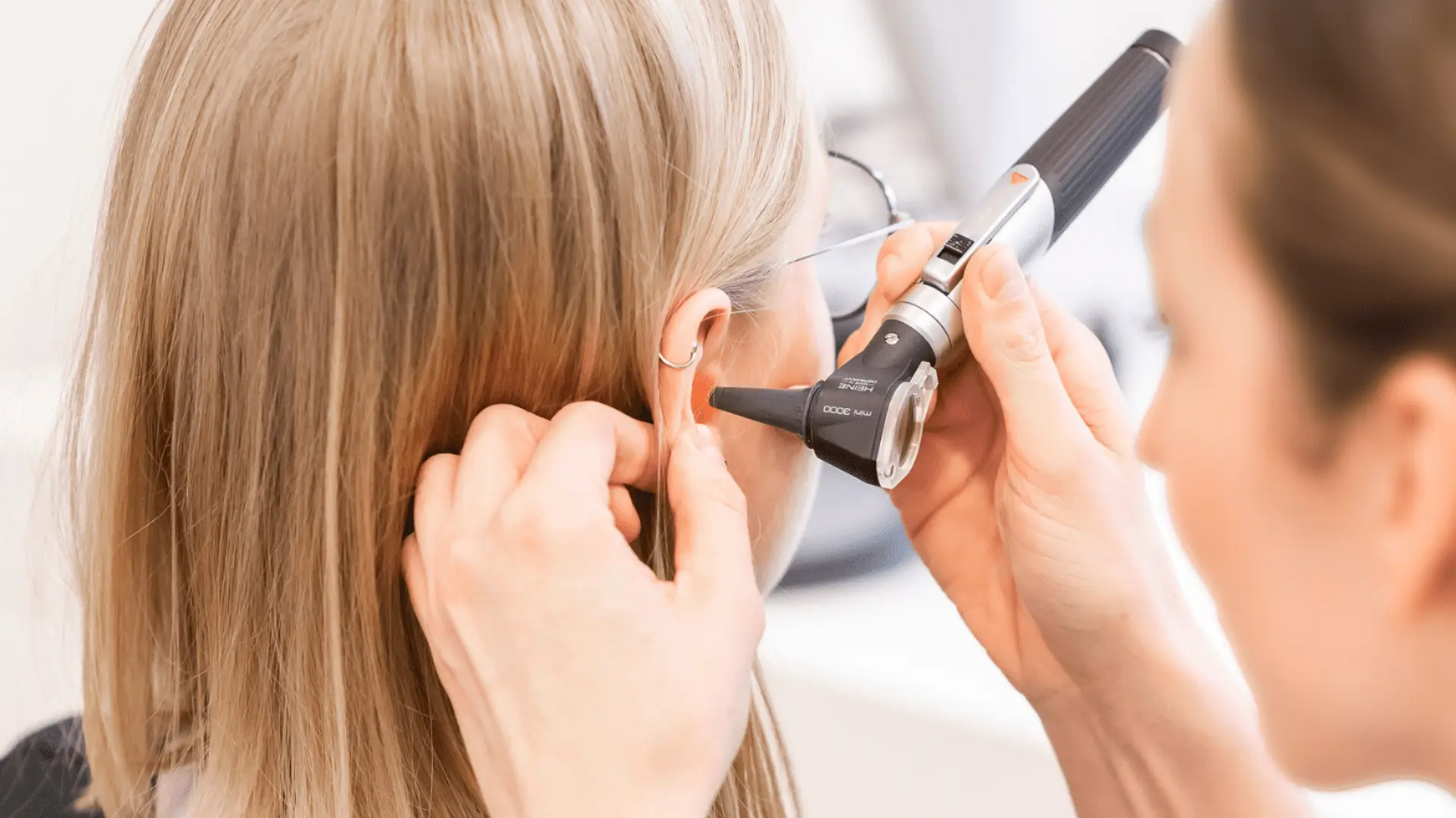 Schütt Optik Hörakustik Ludwigsburg Otoskopie besser hören