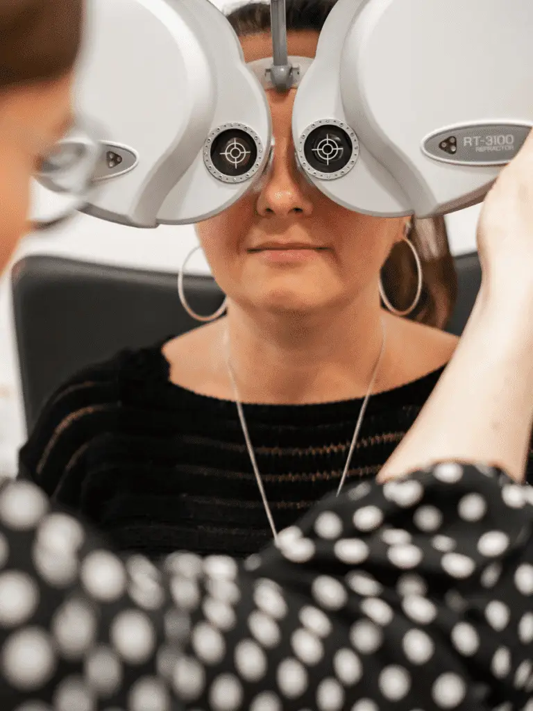 Schütt Optik Hörakustik Ludwigsburg Augenprüfung Phoropter
