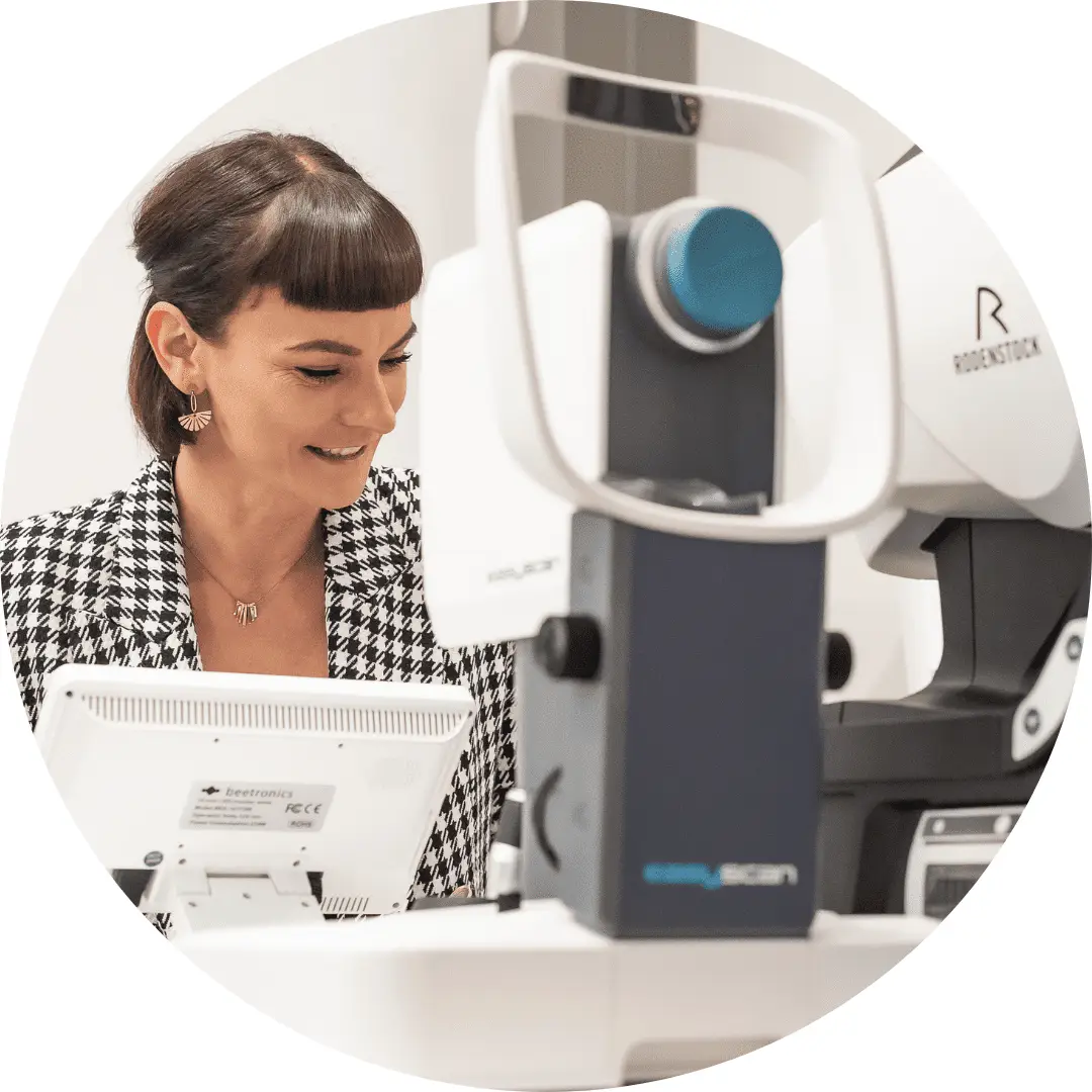 Schütt Optik Hörakustik Ludwigsburg Glücklich mit Kontaktlinsen Tränenfilmanalyse